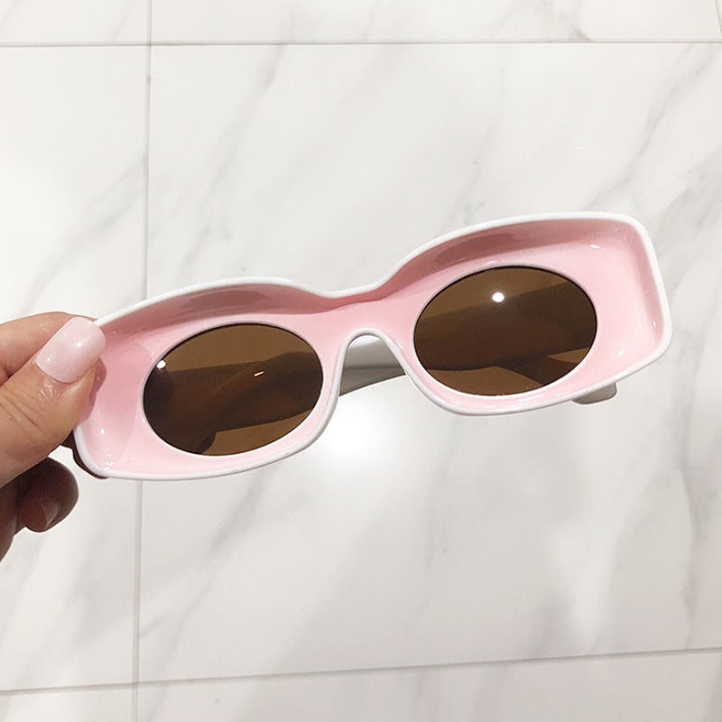 Fashion And Simple Women's Concave Sunglasses - ladieskits